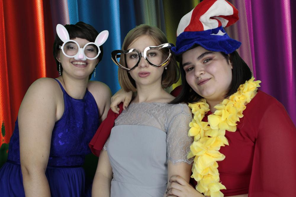 Silvermere Notre Dame  | View more photos from the event at gallery.myphotoboothexperience.co.uk/u/MyPhotoBoothExperienceLtd/Silvermere-Notre-Dame